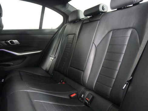 Used 2020 BMW M340i image 16