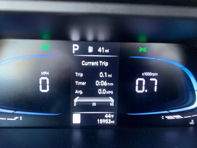 Certified 2026 Hyundai Elantra Sport FWD image 31