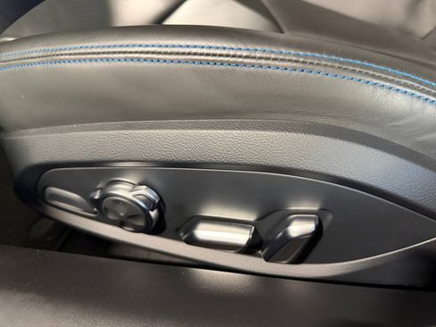 Used 2023 Audi R8 V10 performance image 12