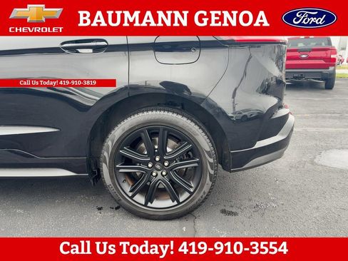 Used 2021 Ford Edge ST-Line AWD/4WD image 25