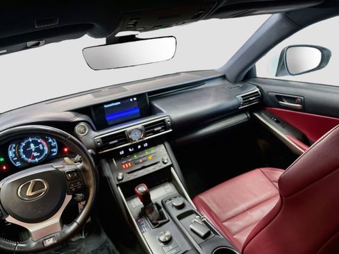 Used 2019 Lexus IS 300 F Sport w/ F Sport Package RWD image 23