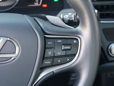 Used 2025 Lexus ES 350 w/ Premium Package FWD image 20
