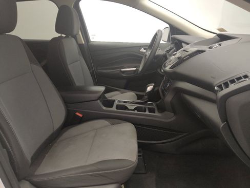 Used 2018 Ford Escape SE image 21