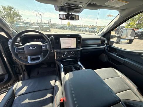 Used 2025 Ford F350 Lariat w/ FX4 Off-Road Package AWD/4WD image 9