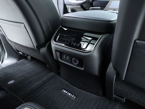 New 2026 INFINITI QX80 4WD image 40