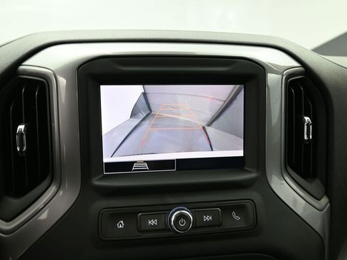 Used 2022 Chevrolet Silverado 1500 W/T RWD image 13