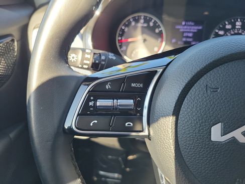Used 2023 Kia Seltos S FWD image 18