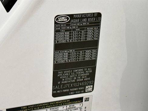 Certified 2025 Land Rover Defender 110 S image 37