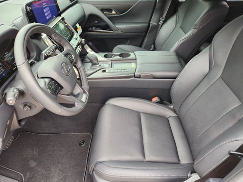 New 2026 Lexus LX 700h Luxury AWD/4WD image 5