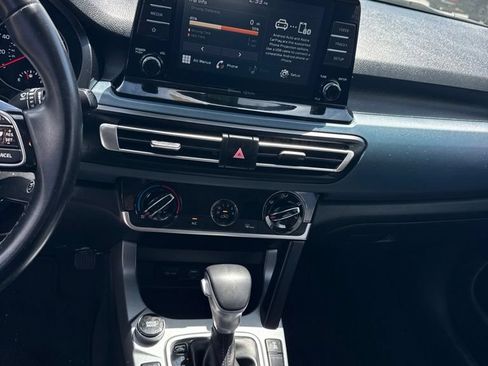 Used 2021 Kia Seltos S AWD/4WD image 9