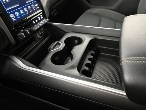 Used 2021 RAM 1500 Big Horn AWD/4WD image 30