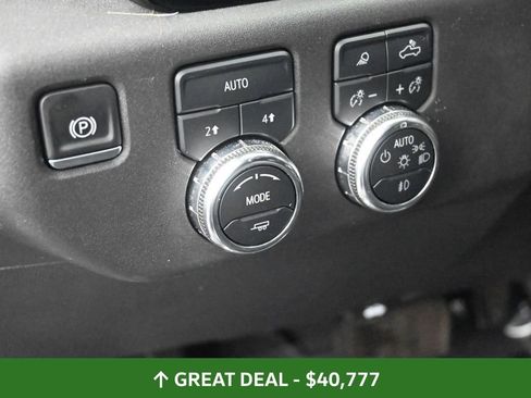 Used 2025 GMC Sierra 1500 SLT image 30