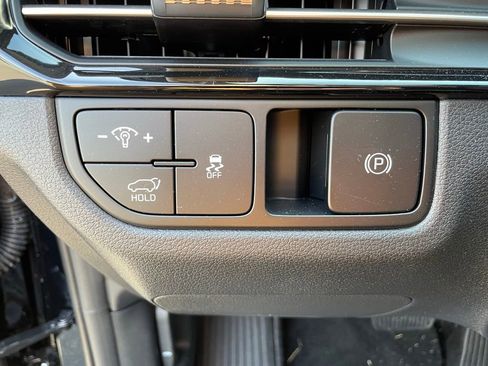 New 2026 Kia Sportage X-Line w/ X-Line Technology Package image 11