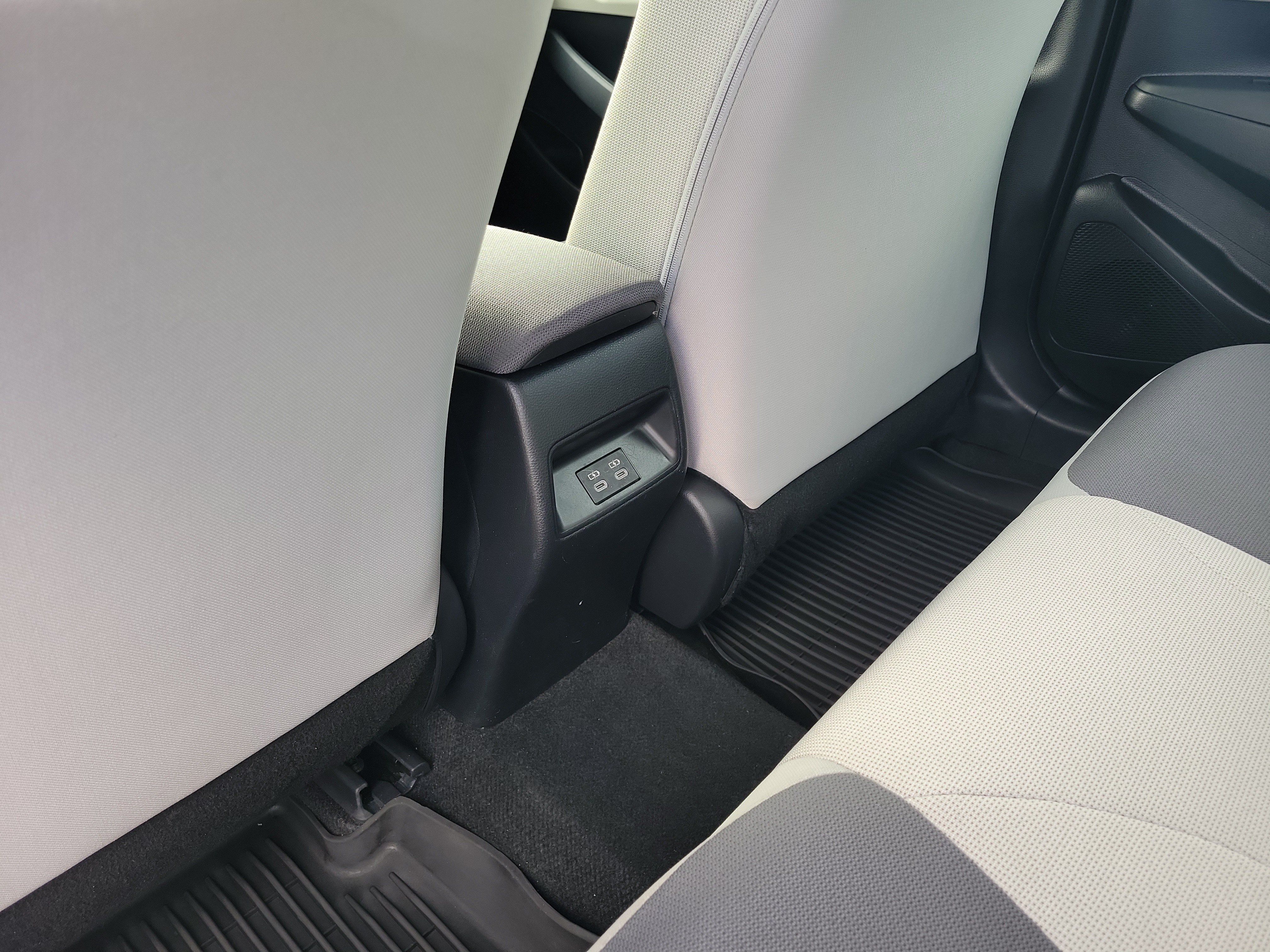 Used 2023 Toyota Corolla LE FWD image 13