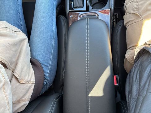 Used 2017 Cadillac XTS Premium Luxury image 34