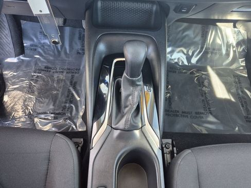 Used 2024 Toyota Corolla LE image 9