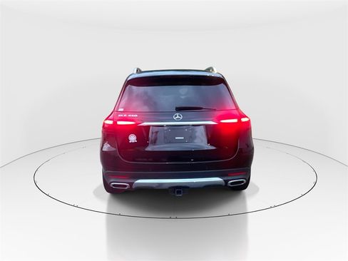 Used 2024 Mercedes-Benz GLE 450 4MATIC image 7