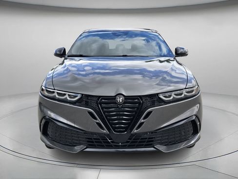 New 2026 Alfa Romeo Tonale Base w/ Black Premium Package image 3