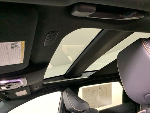 Used 2025 Toyota Crown Signia image 28