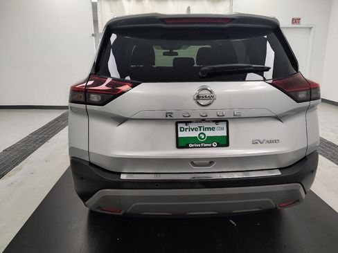 Used 2021 Nissan Rogue SV AWD/4WD image 5
