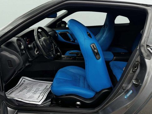 Used 2013 Nissan GT-R Premium AWD/4WD image 23