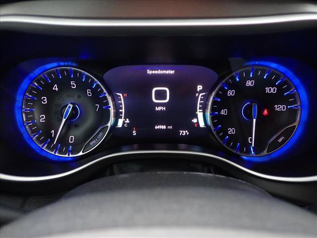 Used 2024 Chrysler Pacifica Touring-L FWD image 24