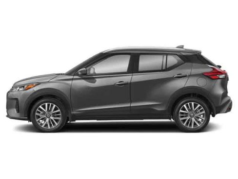Used 2021 Nissan Kicks SV FWD image 3