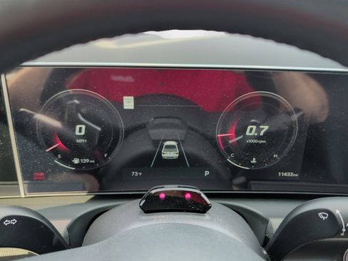 Certified 2025 Hyundai Santa Cruz Limited image 11