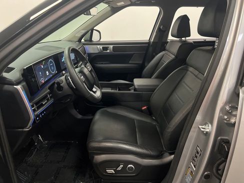 Used 2024 Hyundai Santa Fe Limited image 11