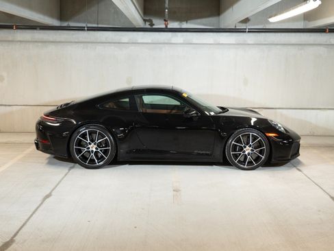 Certified 2025 Porsche 911 Carrera 4 GTS AWD/4WD image 8