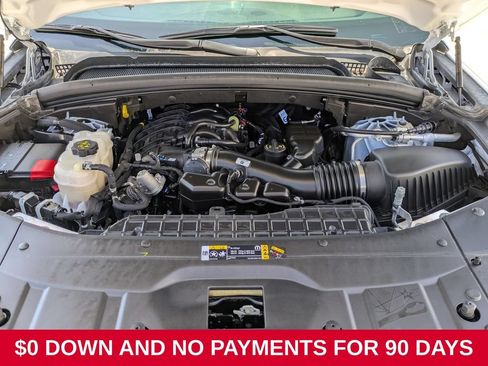 Used 2025 Jeep Grand Cherokee Altitude AWD/4WD image 30