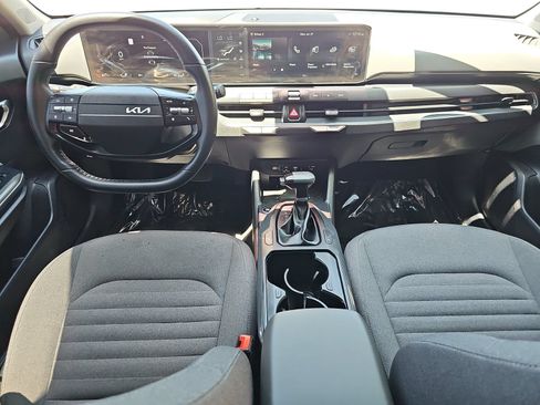 Used 2025 Kia K4 EX FWD image 9