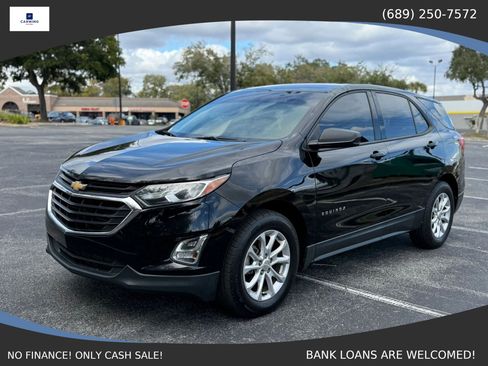 Used 2019 Chevrolet Equinox LS w/ LS Convenience Package FWD image 1