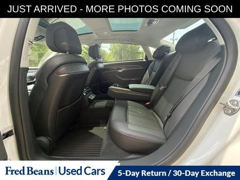 Used 2023 Audi A8 L 3.0T AWD/4WD image 12