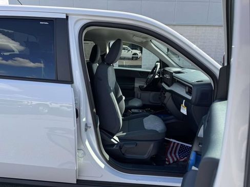 Used 2025 Ford Maverick XLT w/ XLT Luxury Package FWD image 11