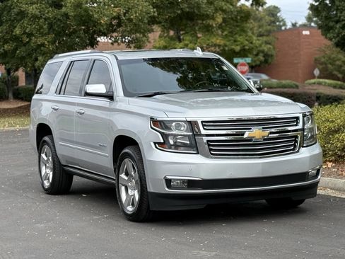 Used 2019 Chevrolet Tahoe Premier image 3