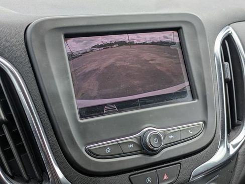 Used 2024 Chevrolet Equinox LT image 19