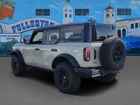 New 2026 Ford Bronco Badlands w/ Wildtrak Package AWD/4WD image 3