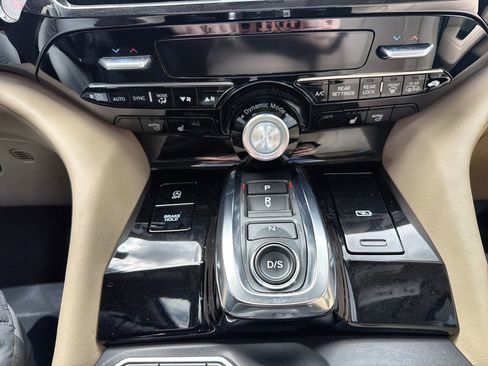 Used 2022 Acura MDX SH-AWD w/ Technology Package image 27