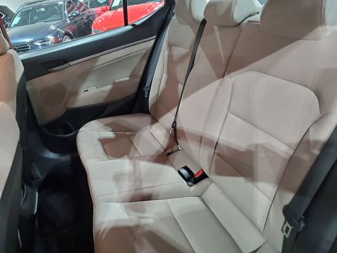 Used 2017 Hyundai Elantra SE w/ SE A/T Tech Package 03 FWD image 32