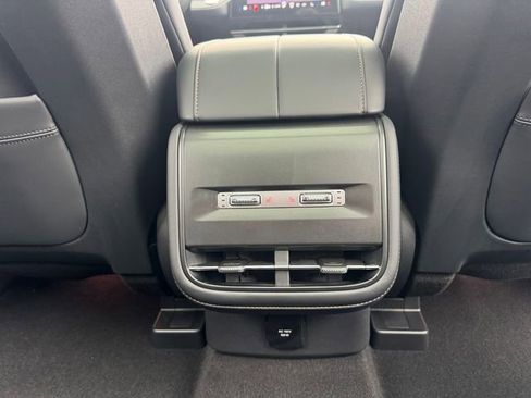 New 2026 Lincoln Nautilus Reserve w/ Jet Appearance Package image 15