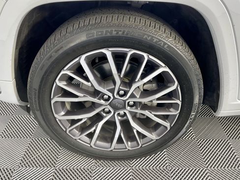 Certified 2022 Jeep Grand Cherokee L Summit AWD/4WD image 9