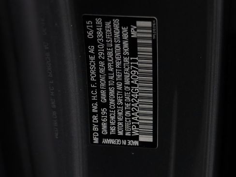 Used 2016 Porsche Cayenne image 25