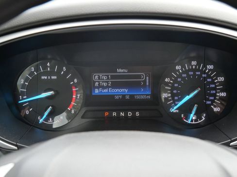 Used 2014 Ford Fusion SE FWD image 16