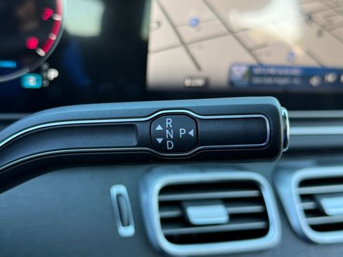 New 2026 Mercedes-Benz GLE 580 4MATIC image 14