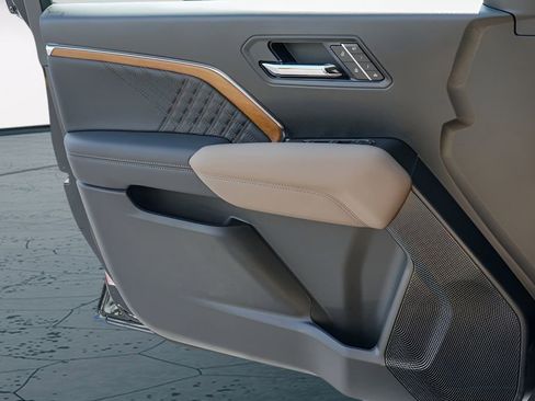 New 2026 GMC Canyon Denali AWD/4WD image 16