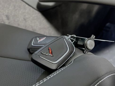 Used 2026 Chevrolet Corvette Stingray Coupe w/ 1LT RWD image 34