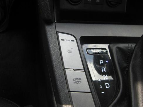 Used 2019 Hyundai Elantra Value Edition w/ Cargo Package FWD image 17