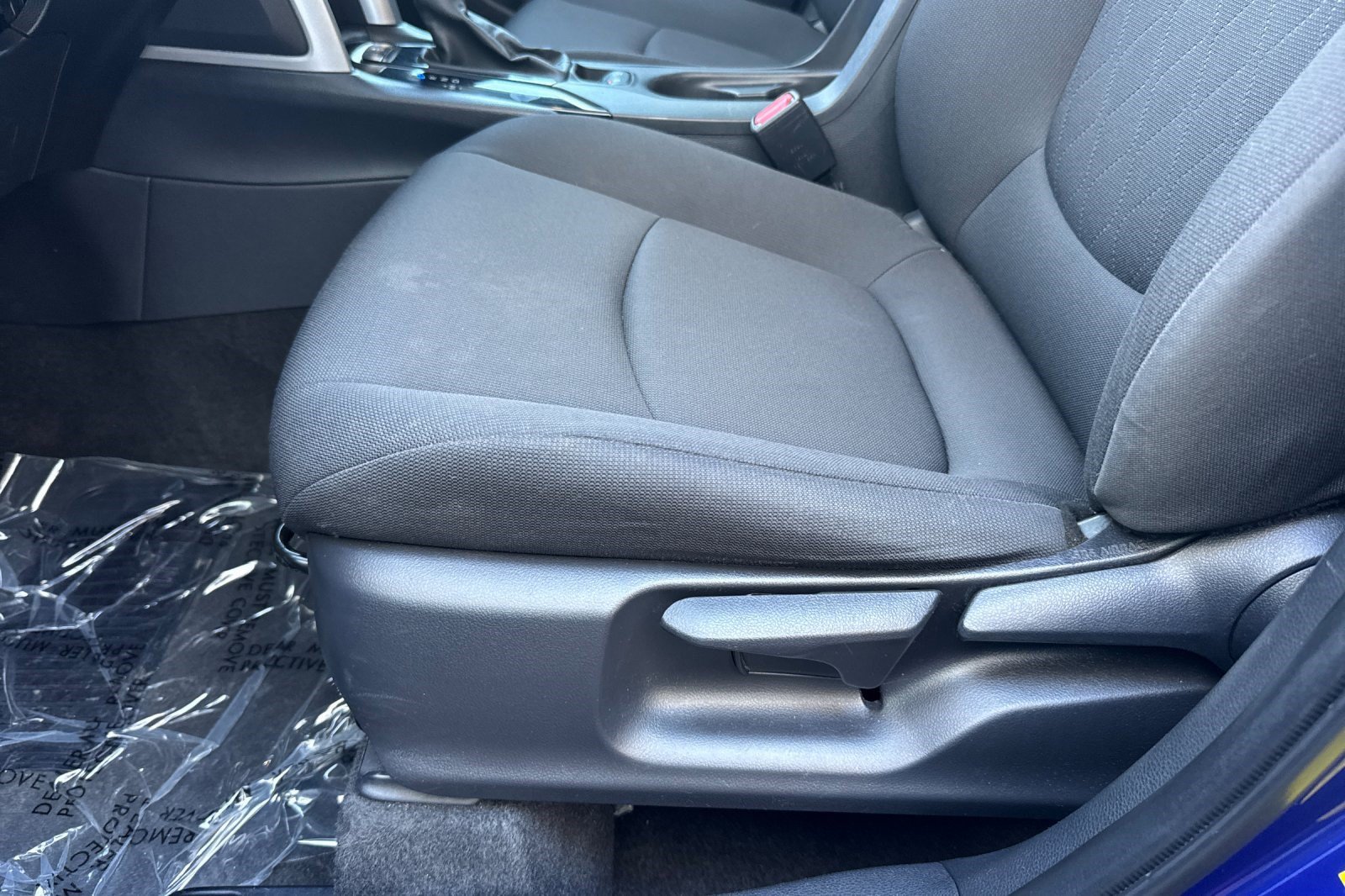 Used 2022 Toyota Corolla Cross LE FWD image 15