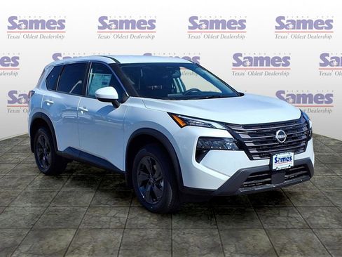 New 2026 Nissan Rogue SV FWD image 1
